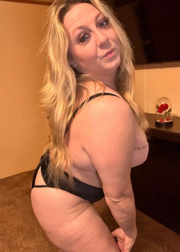 Индивидуалка Лена фото № 2 в городе Усть-Илимск