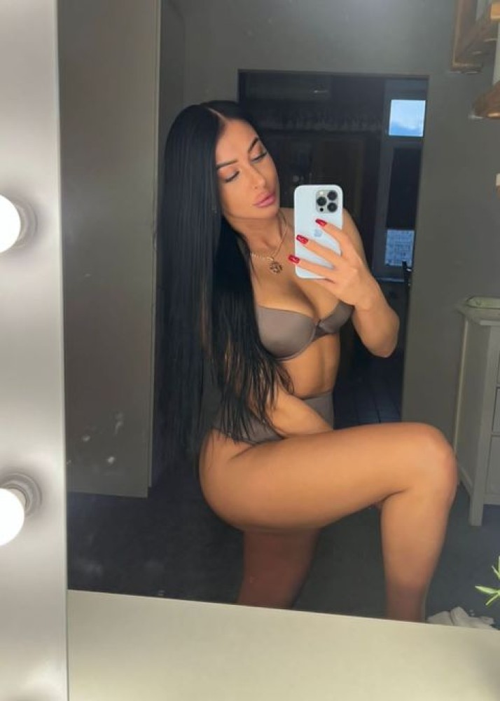 Индивидуалка Юля фото № 2 в городе Усть-Илимск